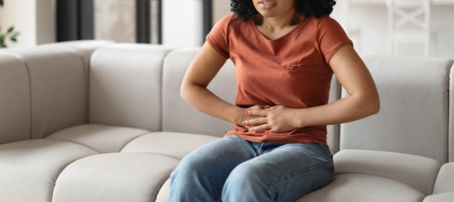 O que é epigastralgia? 9 possíveis causas + como tratar + dicas